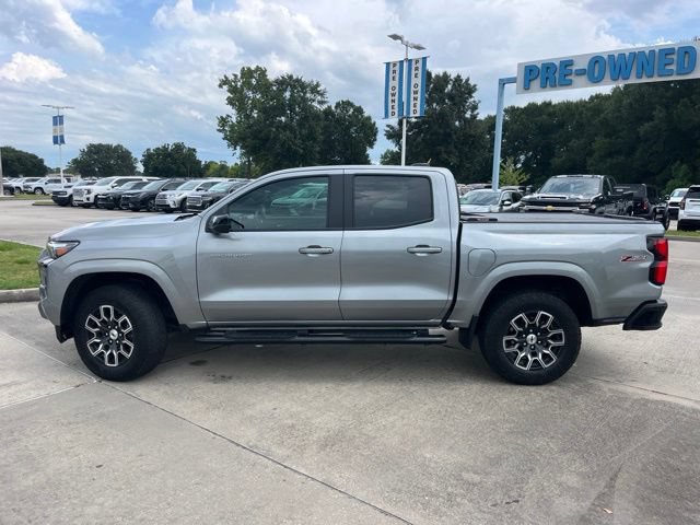 Used 2023 Chevrolet Colorado Z71 w/ Z71 Convenience Package 2 AWD/4WD image 3