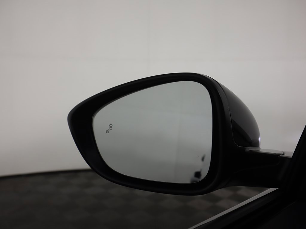 Certified 2025 Honda Accord SE image 37