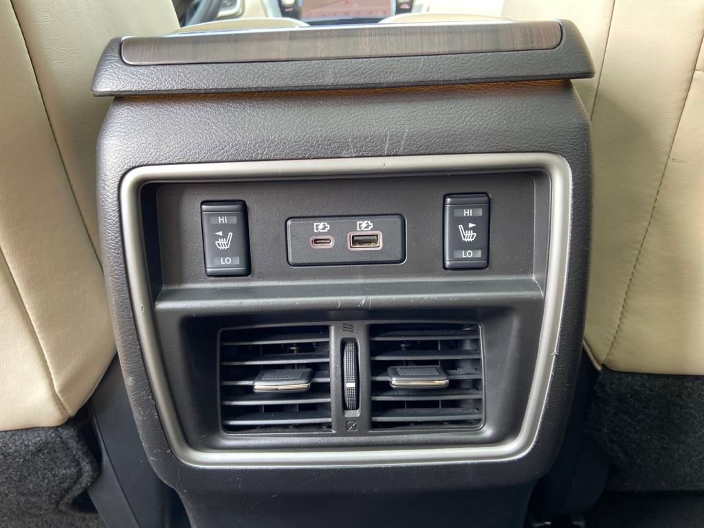 Used 2020 Nissan Murano Platinum image 17