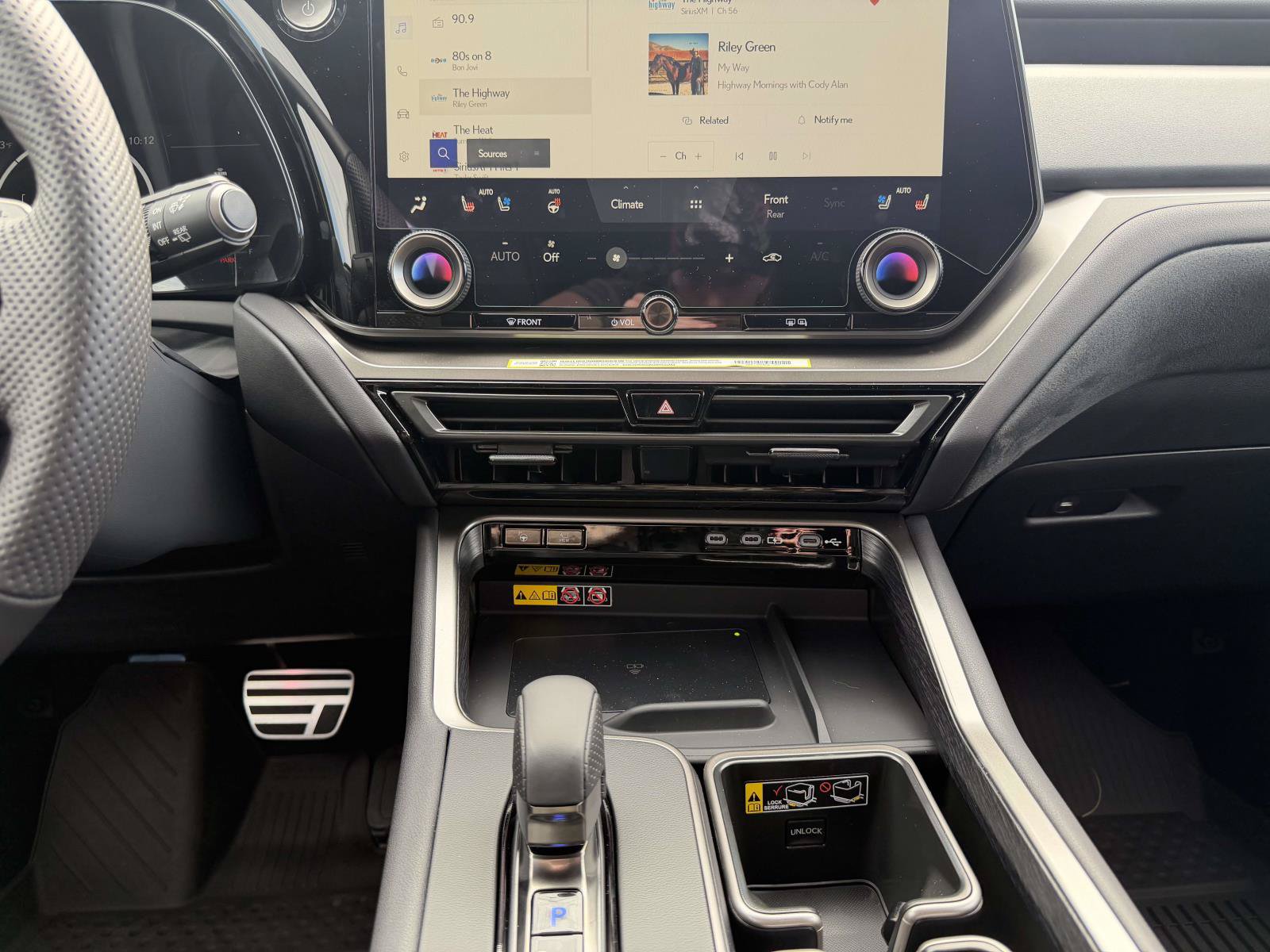 New 2026 Lexus TX 500h AWD w/ Technology Package image 14