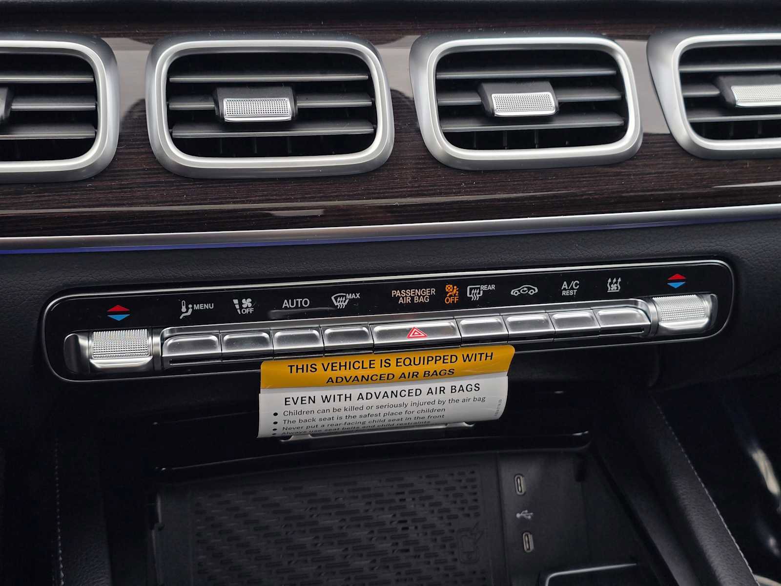 New 2026 Mercedes-Benz GLE 450e 4MATIC image 27