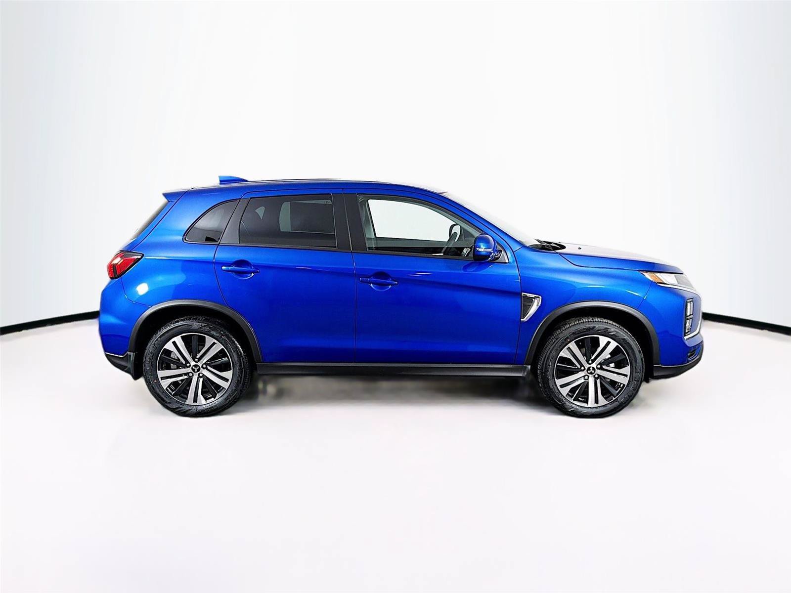 New 2026 Mitsubishi Outlander Sport SE AWD/4WD image 8