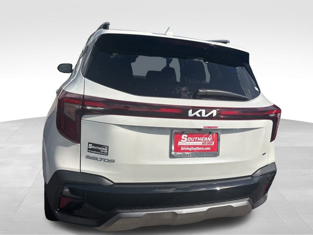 Used 2024 Kia Seltos SX image 16