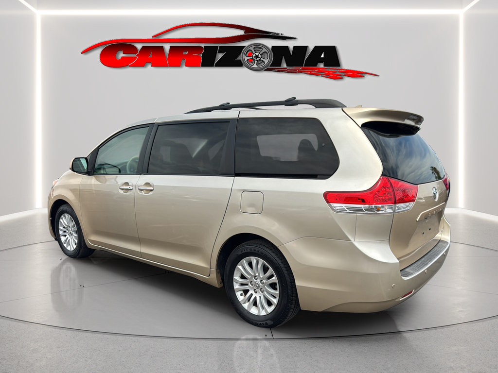 Used 2011 Toyota Sienna XLE w/ Premium Pkg FWD image 9