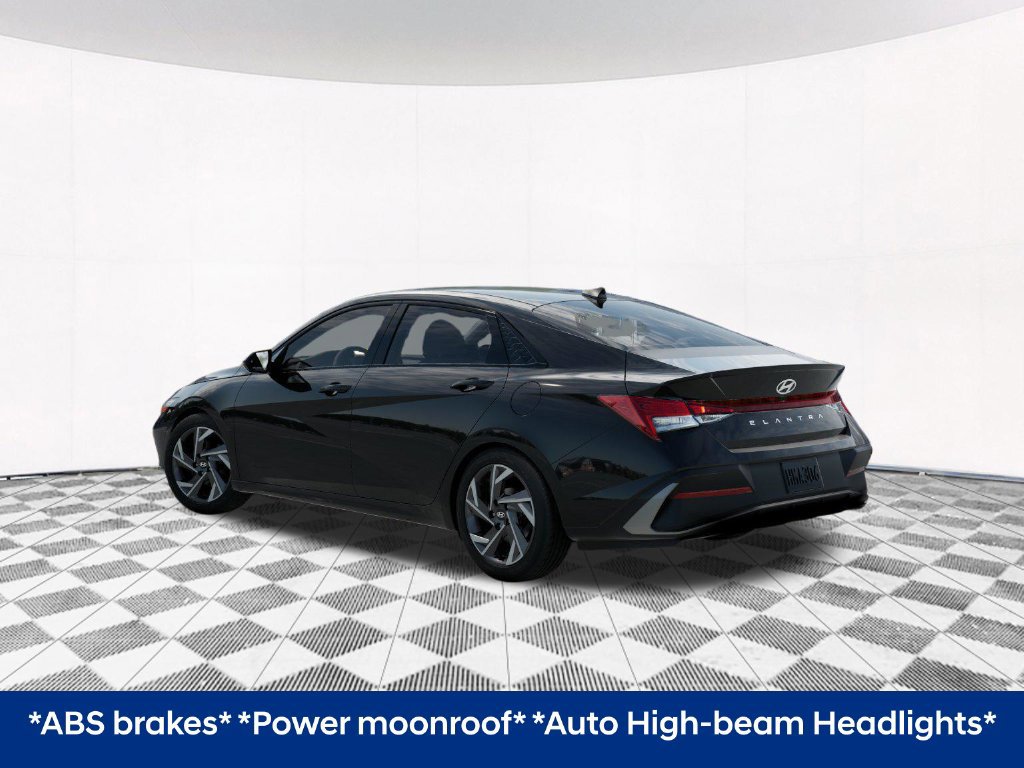 Used 2026 Hyundai Elantra SEL Sport Premium FWD image 7