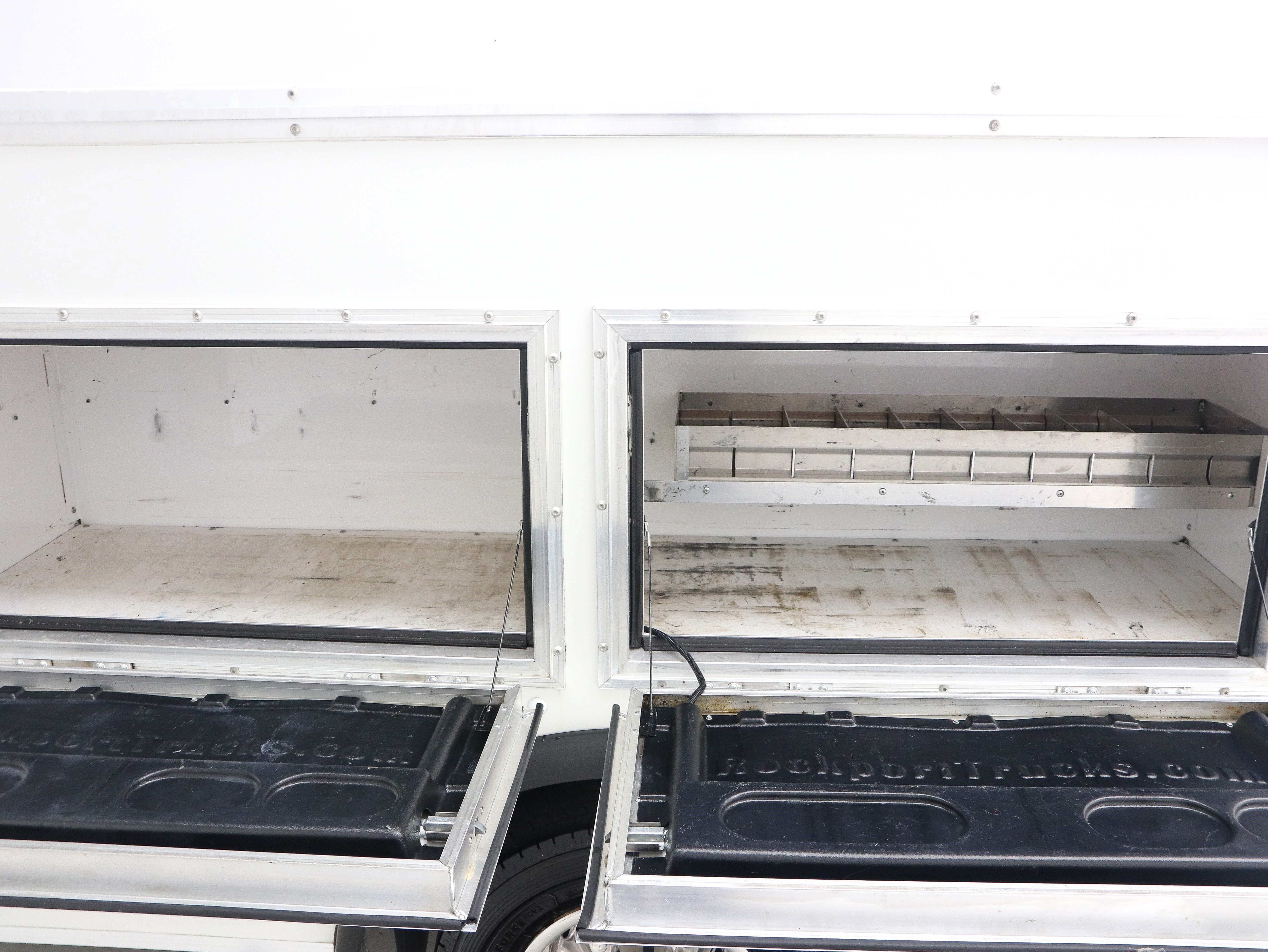 Used 2023 Ford E-450 and Econoline 450 Super Duty w/ Power Windows & Locks Group RWD image 16