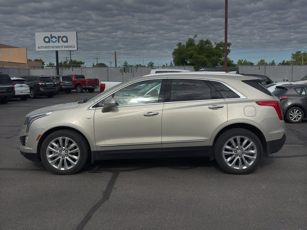 Used 2017 Cadillac XT5 Platinum w/ Driver Assist Package AWD/4WD image 4