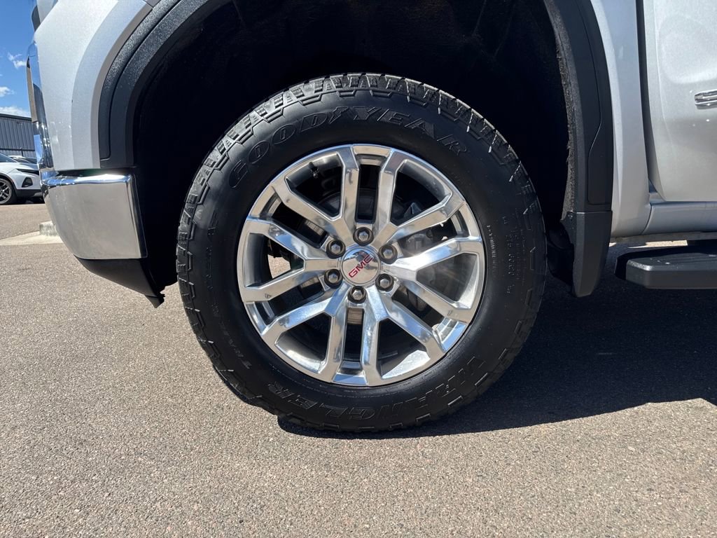 Used 2019 GMC Sierra 1500 SLT w/ SLT Premium Package AWD/4WD image 23