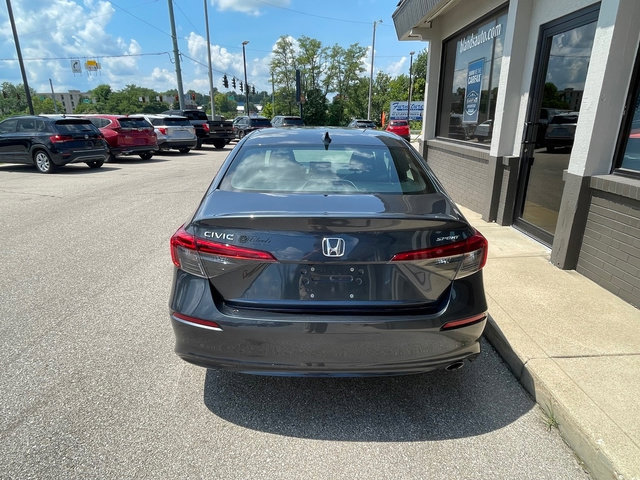 Used 2023 Honda Civic Sport image 4