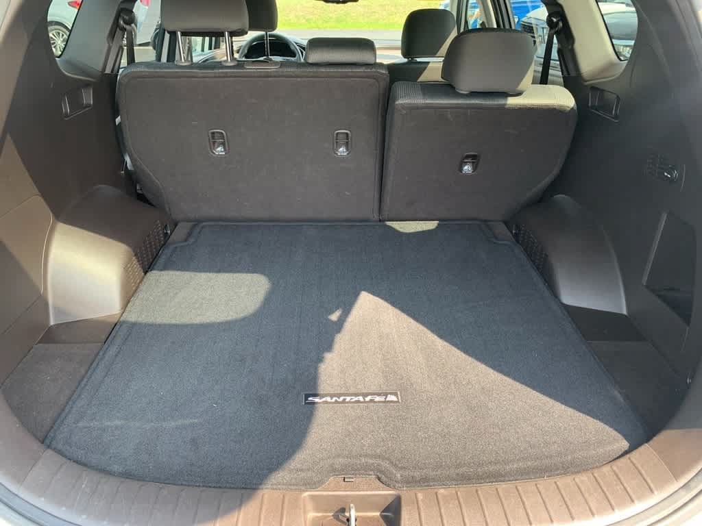 Used 2019 Hyundai Santa Fe SEL AWD/4WD image 5