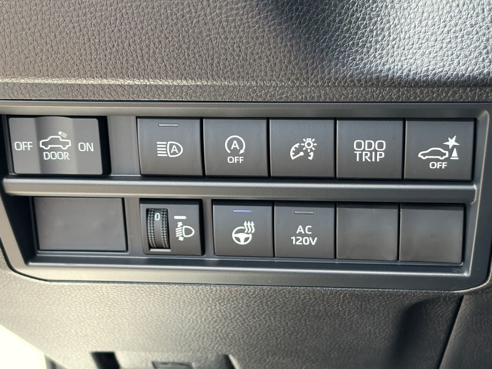Certified 2026 Toyota Tundra SR5 w/ SR5 Premium Package AWD/4WD image 15