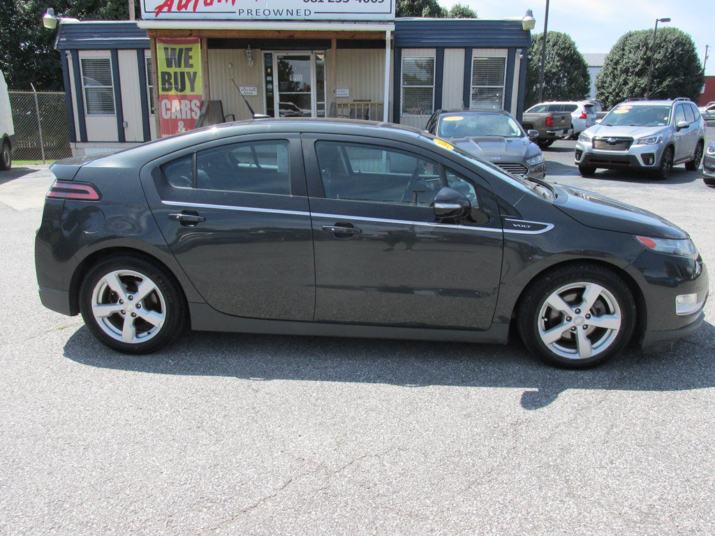 Used 2014 Chevrolet Volt w/ Enhanced Safety Package 1 FWD image 3