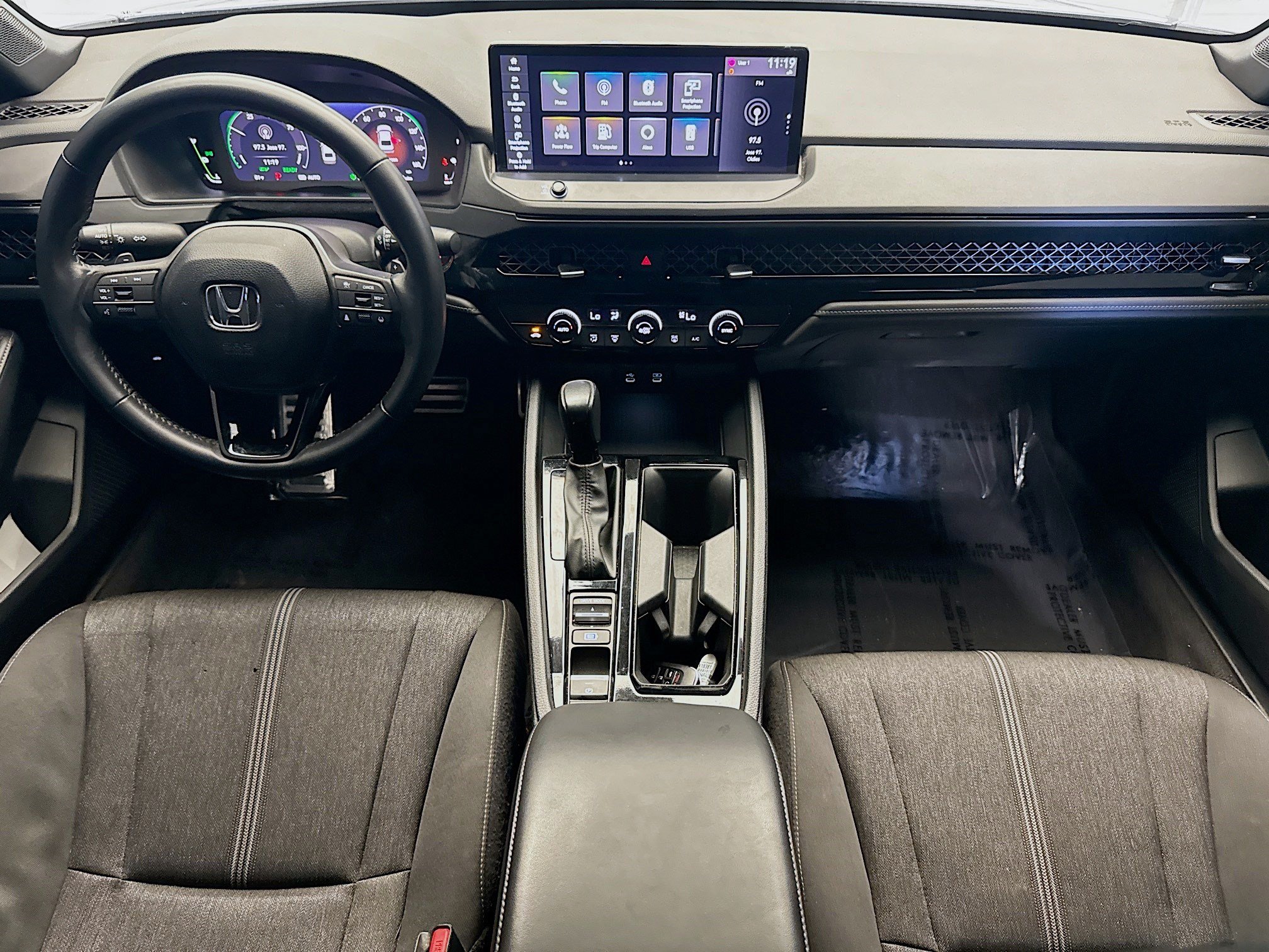 Used 2024 Honda Accord Sport image 15