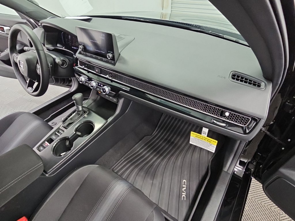 Used 2026 Honda Civic Sport image 32