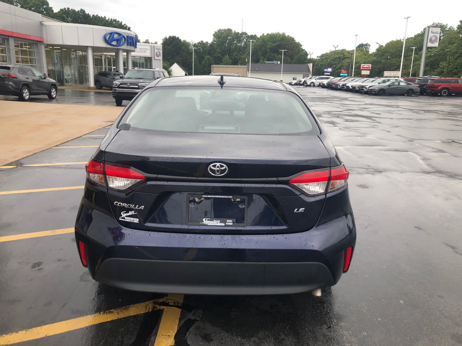 Used 2025 Toyota Corolla LE FWD image 5