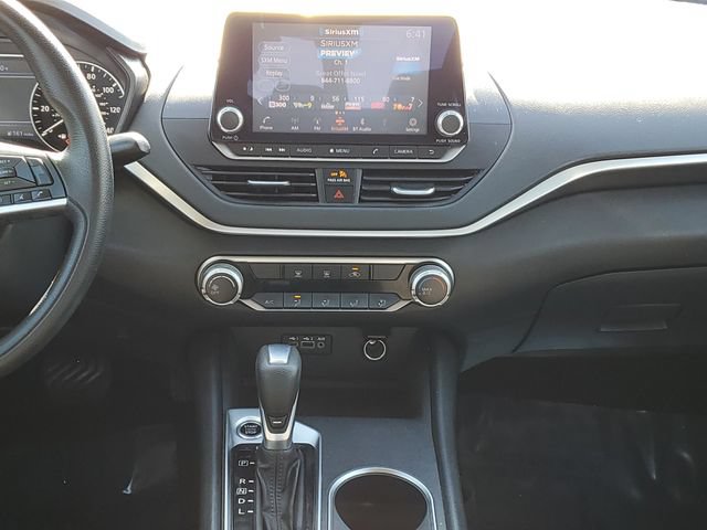 Used 2022 Nissan Altima 2.5 SV FWD image 25