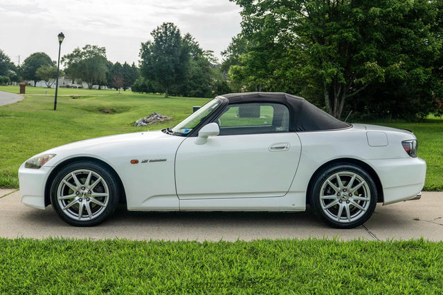 Used 2004 Honda S2000 image 15