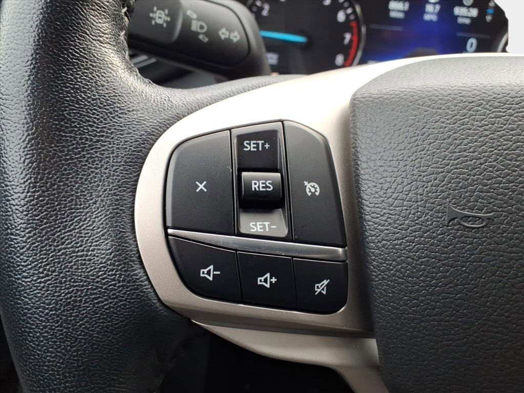 Used 2022 Ford Explorer XLT image 22