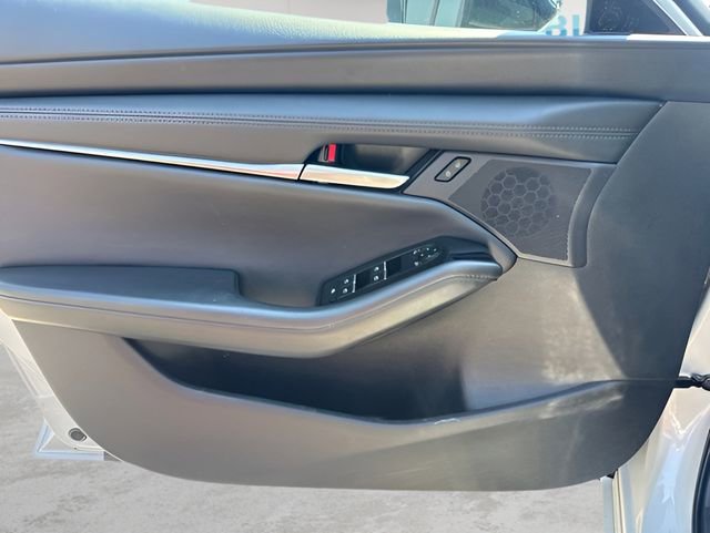 Used 2024 MAZDA MAZDA3 s FWD image 9