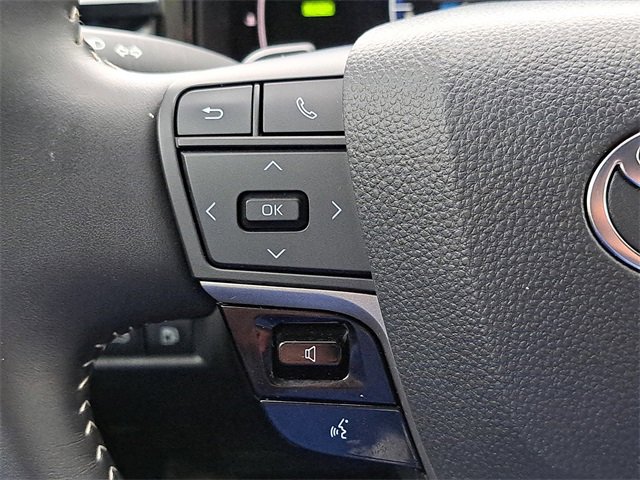 Used 2025 Toyota Camry XSE image 19