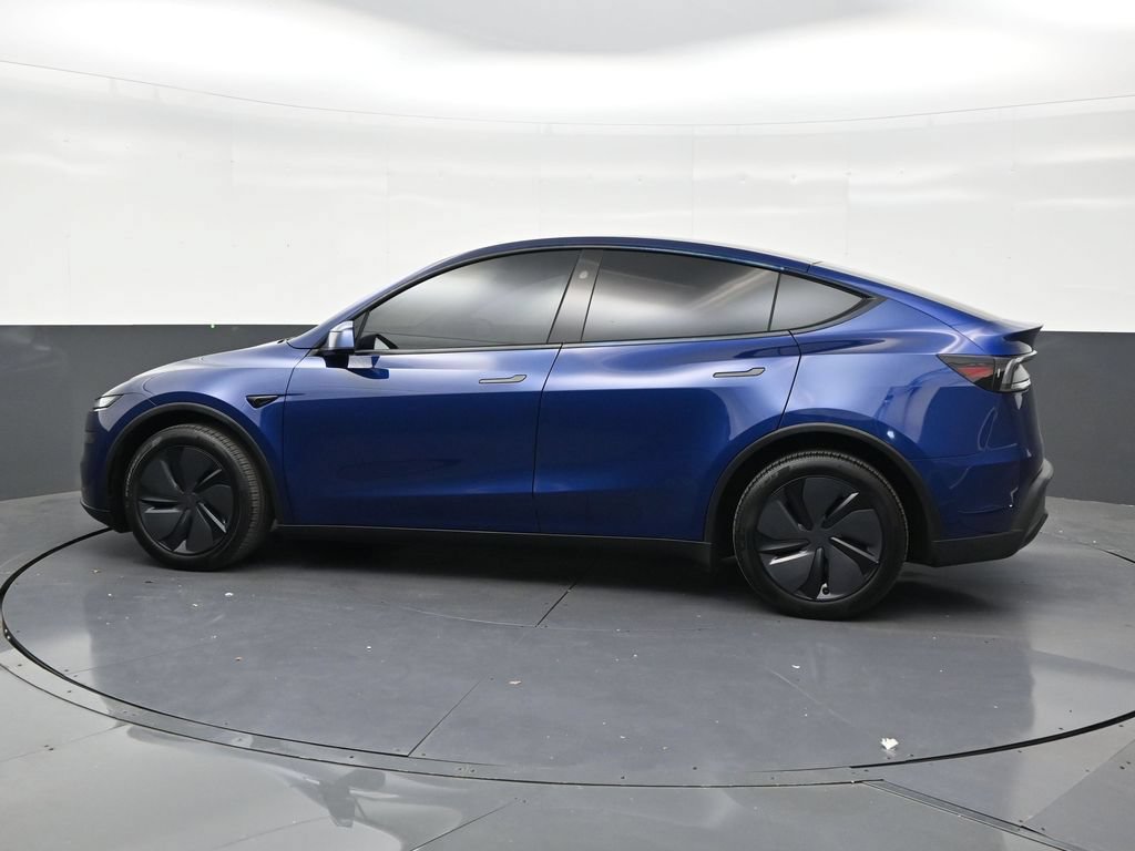Used 2026 Tesla Model Y AWD image 2