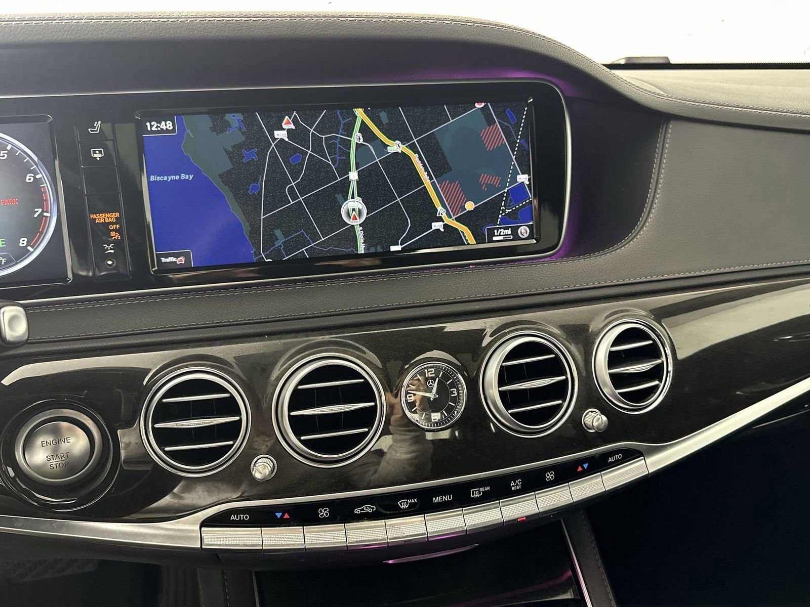 Used 2017 Mercedes-Benz S 550 Sedan image 21
