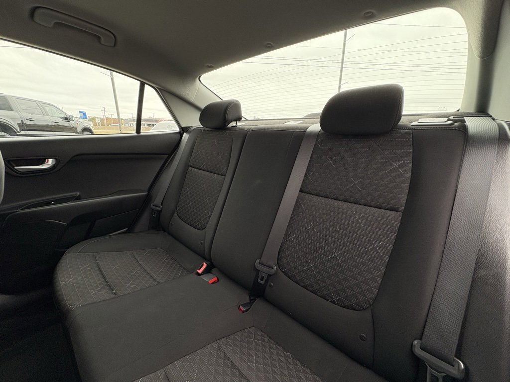 Used 2022 Kia Rio S image 27