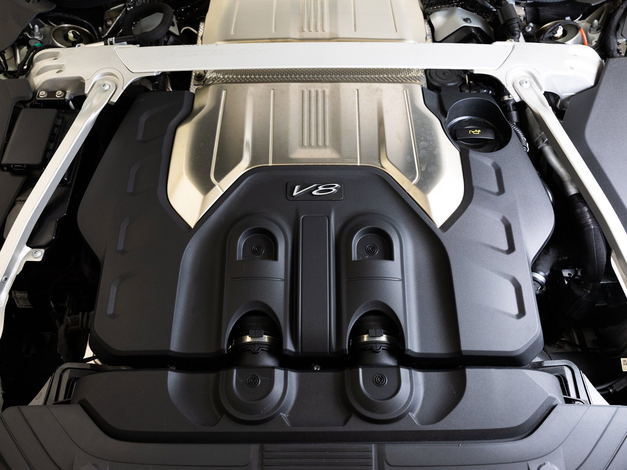 Used 2024 Bentley Continental GT image 40