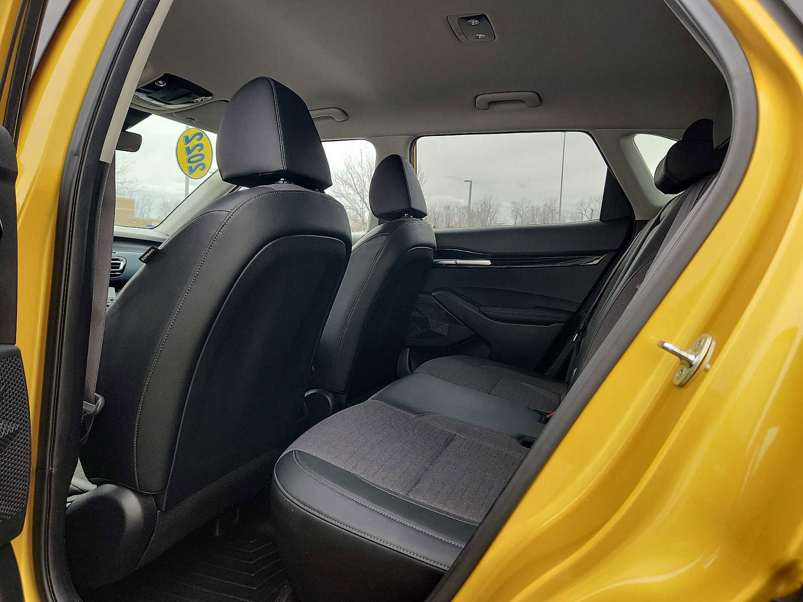 Used 2022 Kia Seltos Nightfall Edition image 10