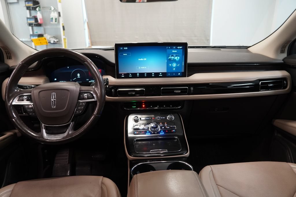 Used 2022 Lincoln Nautilus Reserve AWD/4WD image 10
