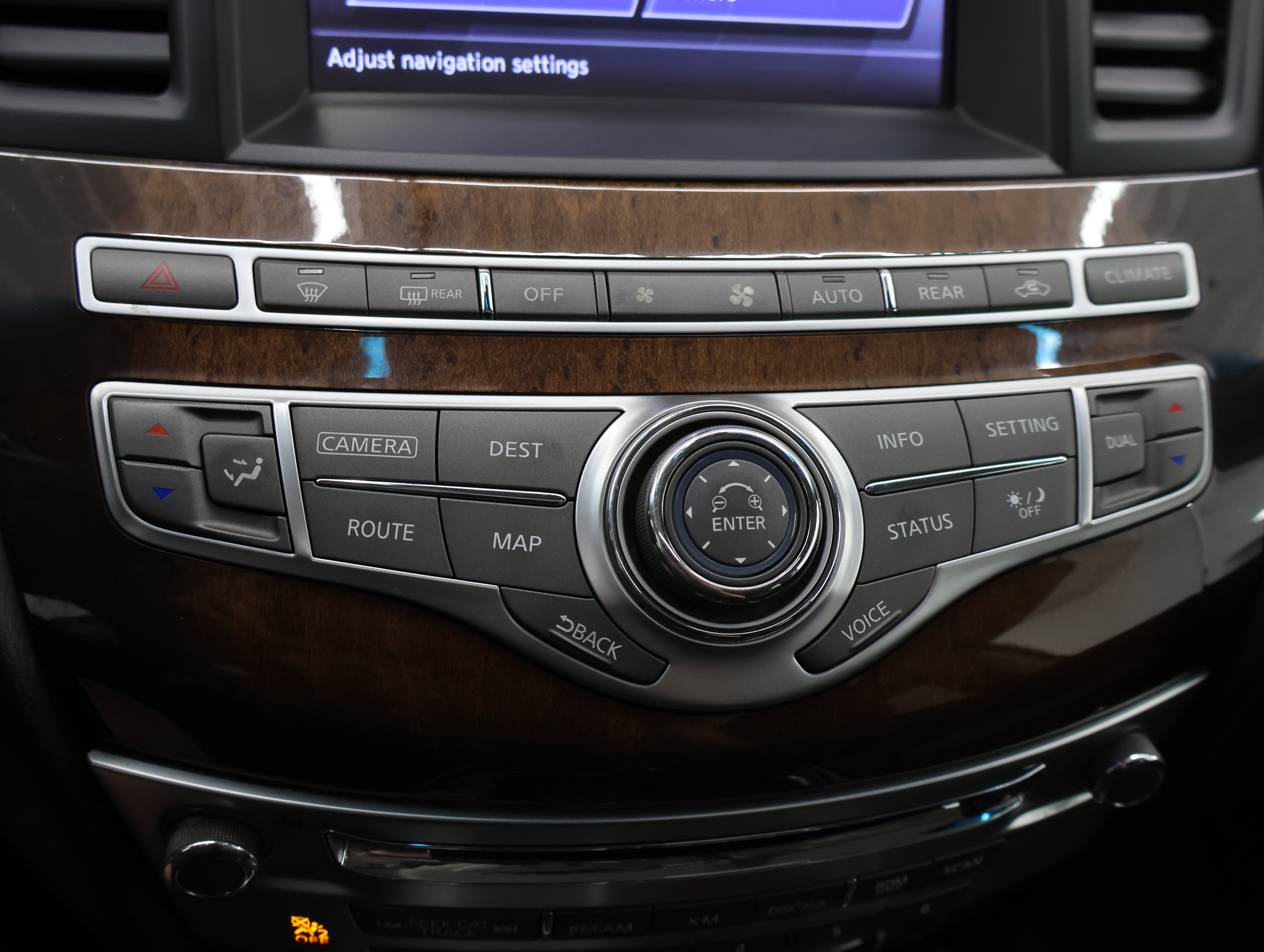 Used 2014 INFINITI QX60 Luxe w/ Premium Plus Package AWD/4WD image 52