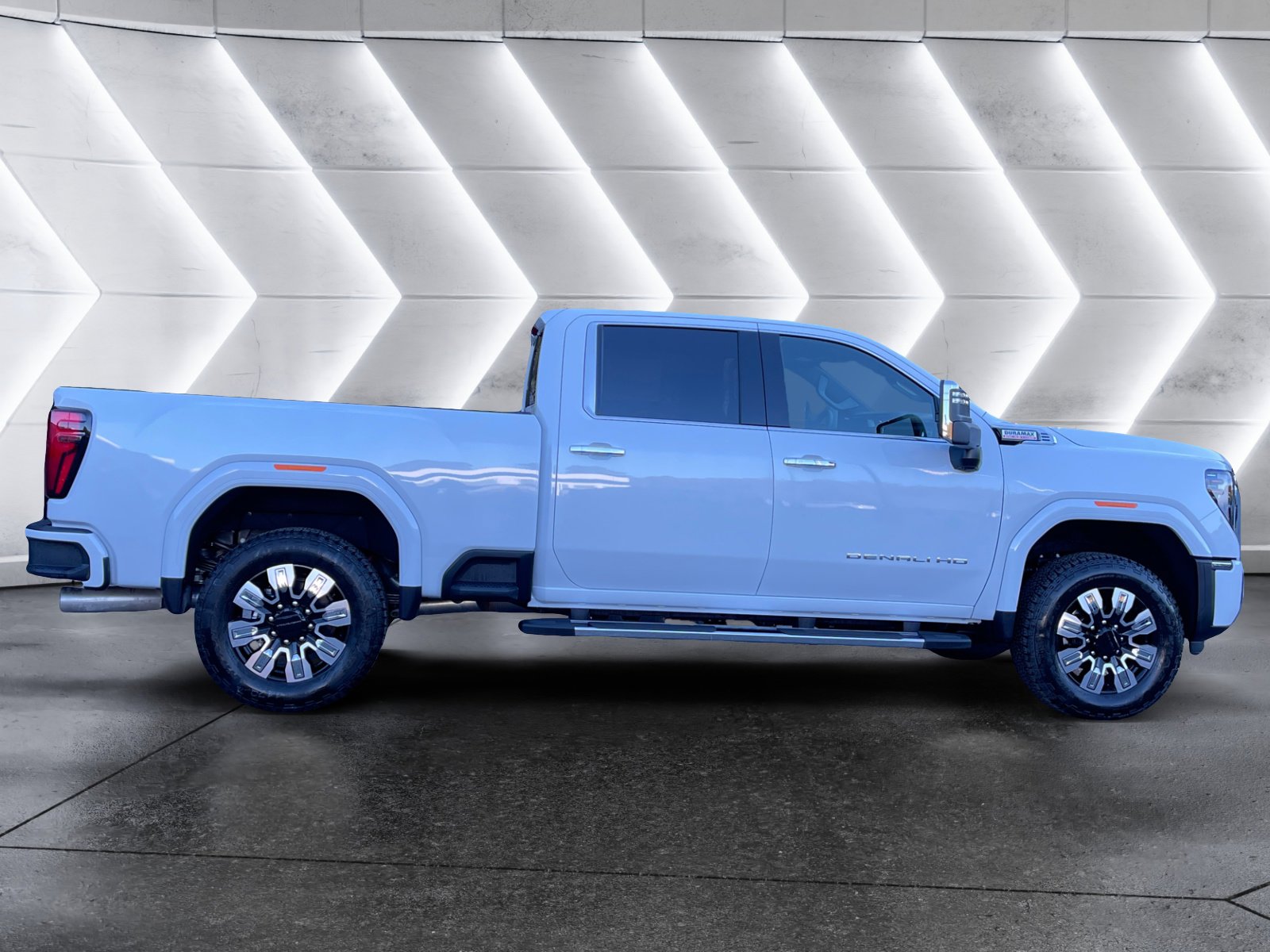 New 2026 GMC Sierra 2500 Denali w/ Denali Reserve Package image 7