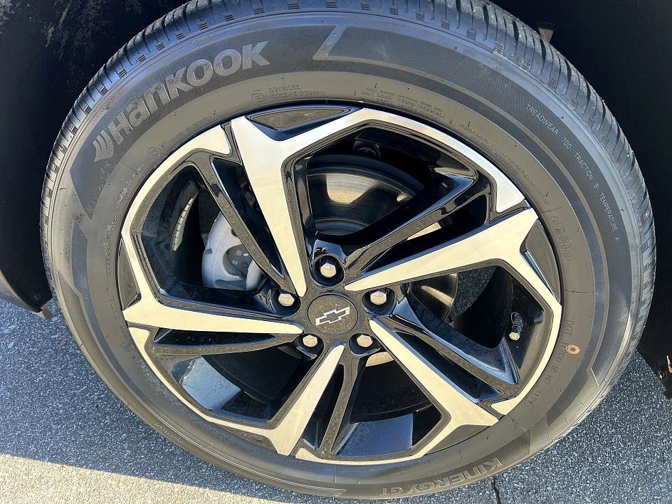 Used 2021 Chevrolet TrailBlazer RS w/ Sun and Liftgate Package image 9