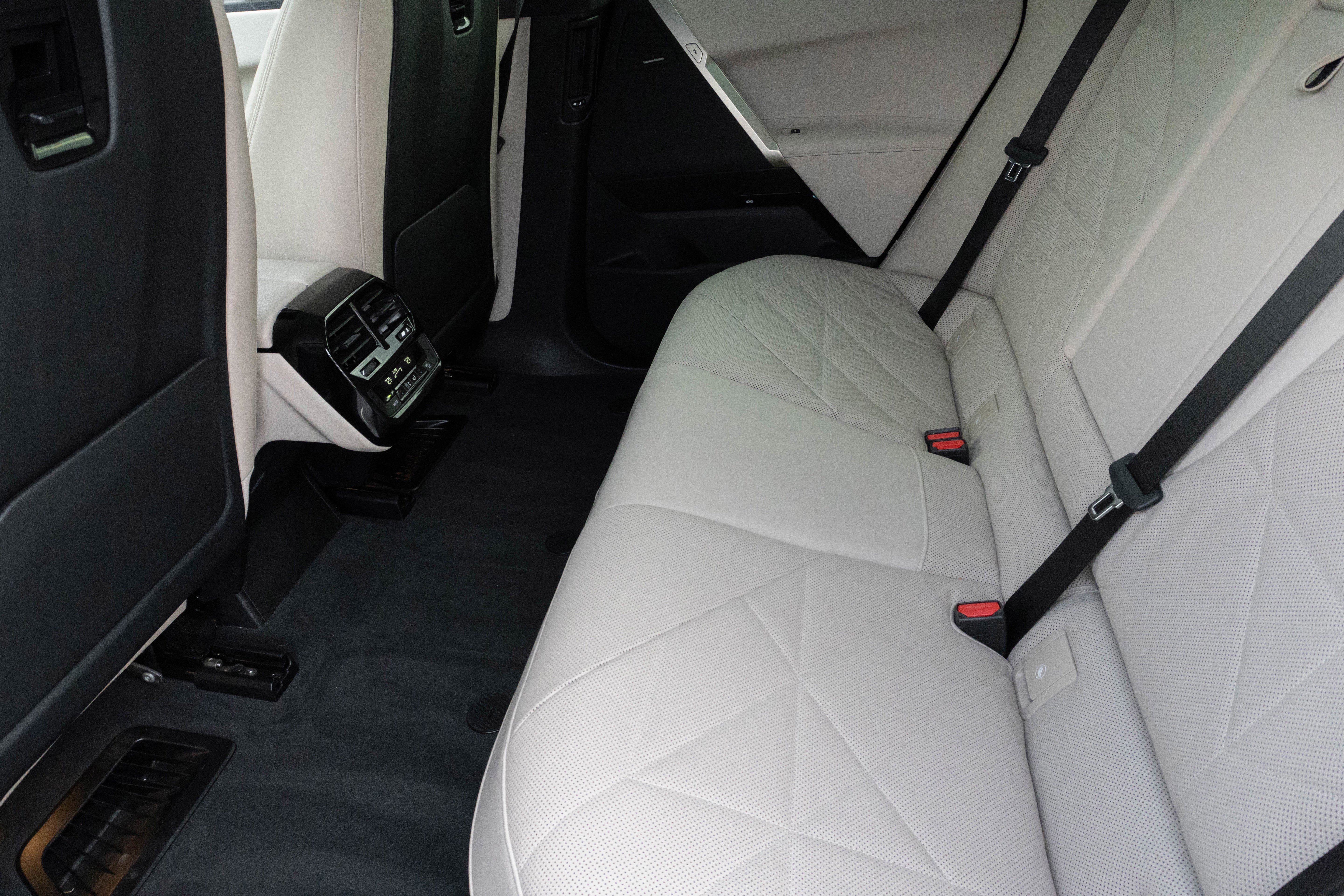 Certified 2024 BMW iX xDrive50 w/ Sport Package image 35