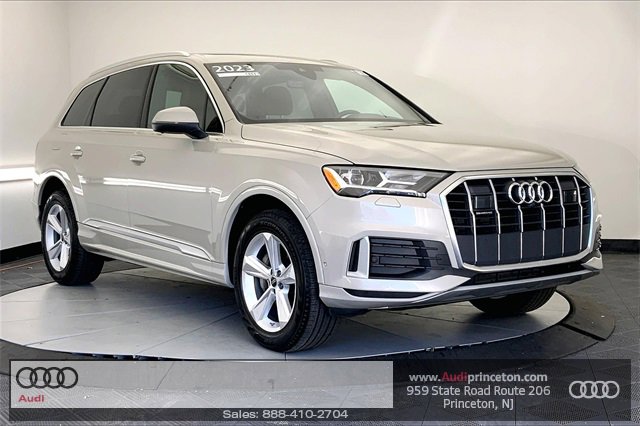 Certified 2023 Audi Q7 2.0T Premium w/ Convenience Package image 1