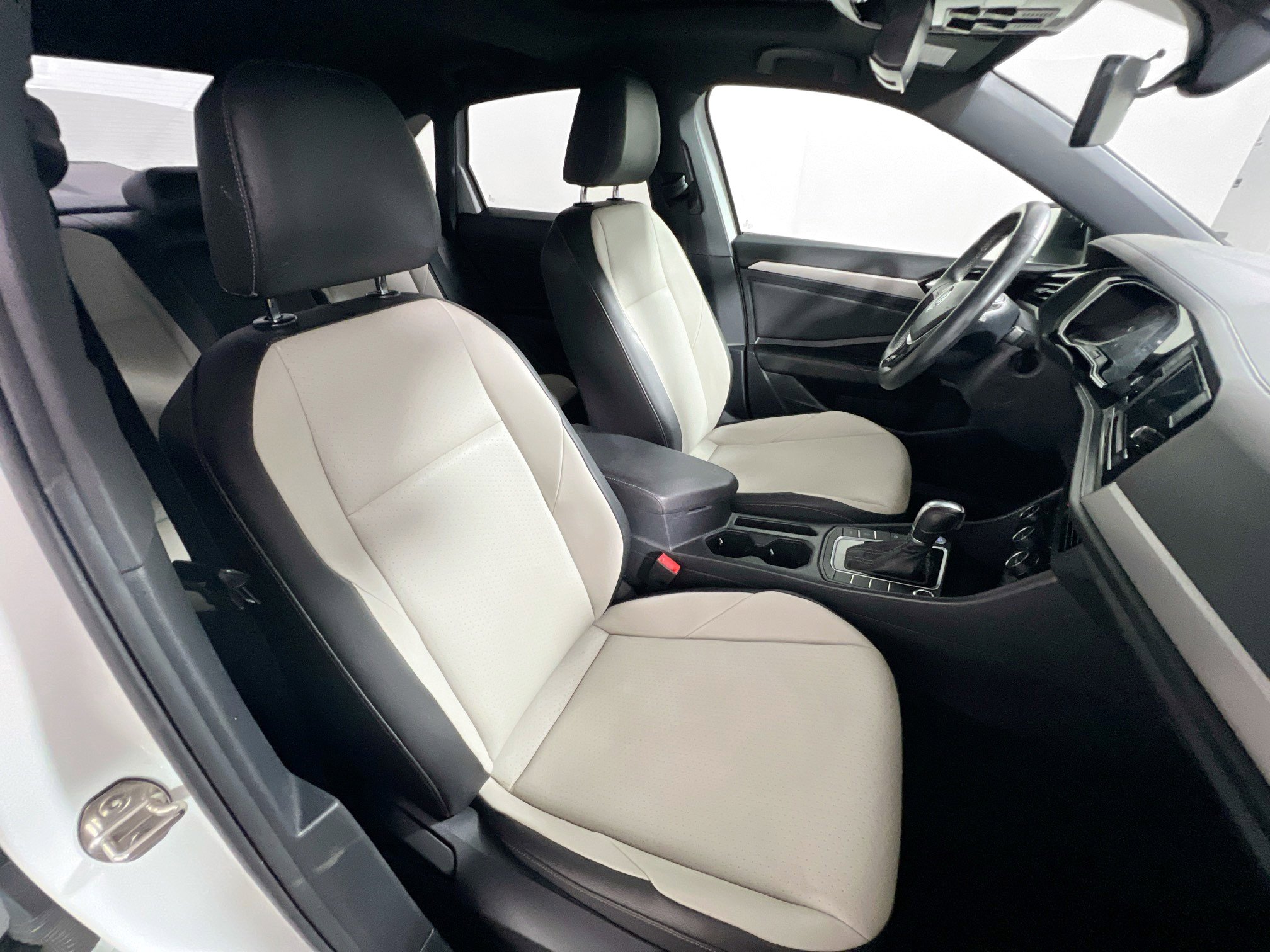 Used 2019 Volkswagen Jetta R-Line w/ R-Line Cold Weather Package FWD image 30