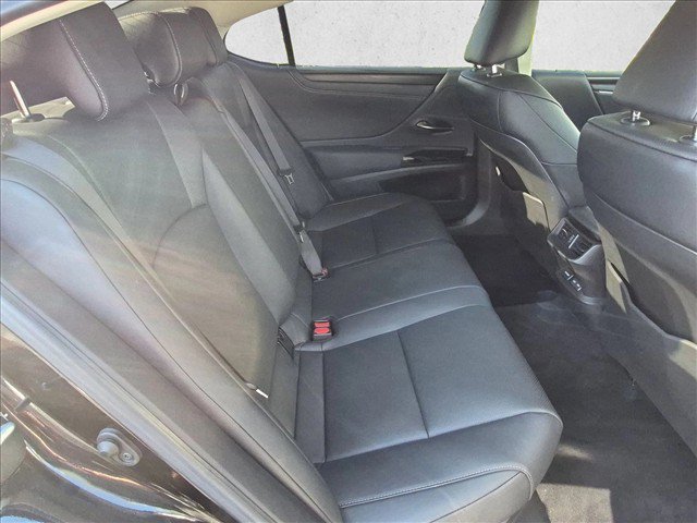 Used 2025 Lexus ES 300h w/ Premium Package FWD image 21