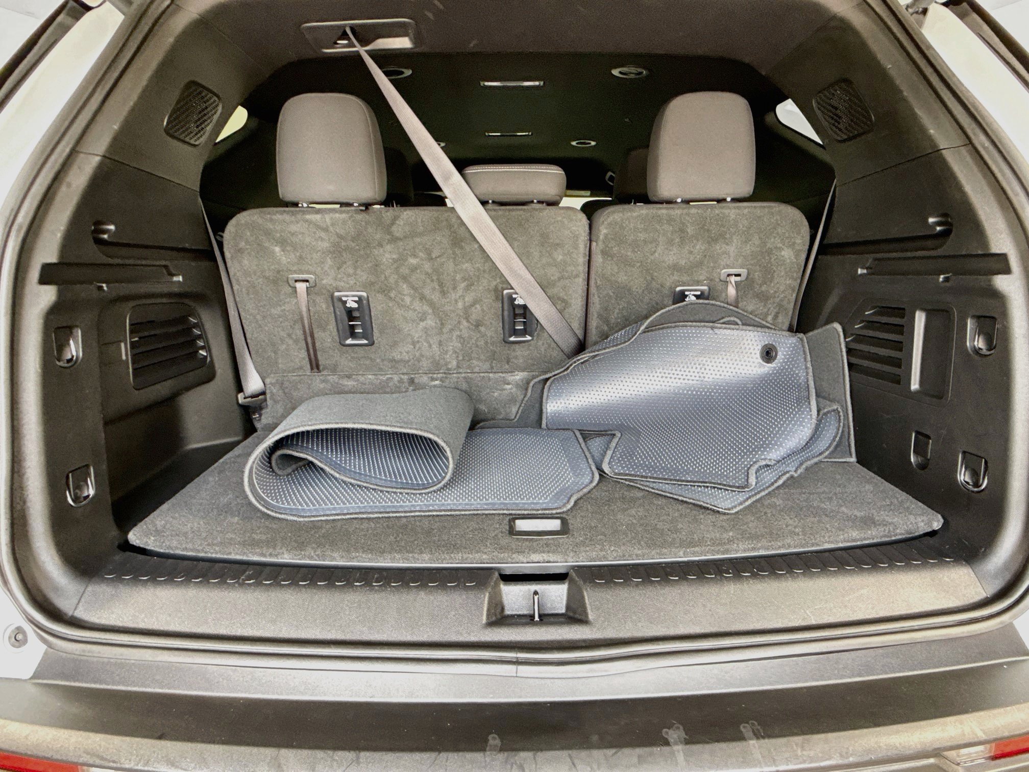 Used 2024 Chevrolet Traverse LT FWD image 27