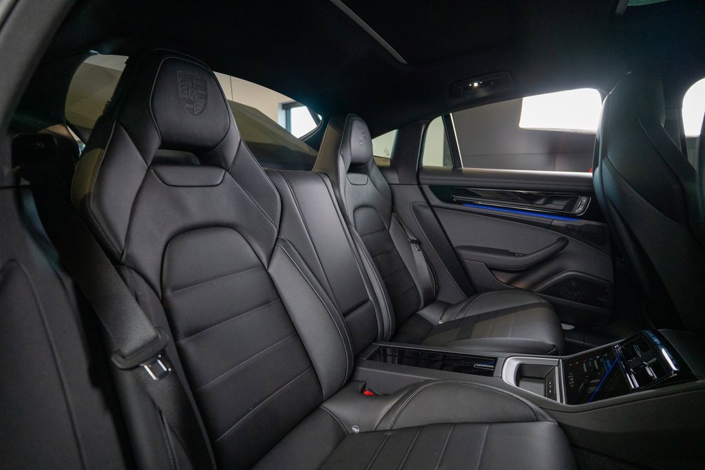New 2025 Porsche Panamera 4 image 39