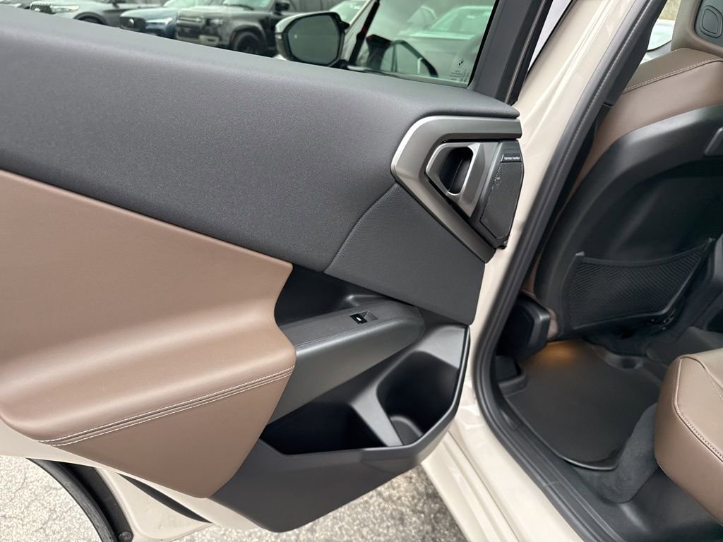 Used 2026 BMW X3 M50 w/ Premium Package image 10