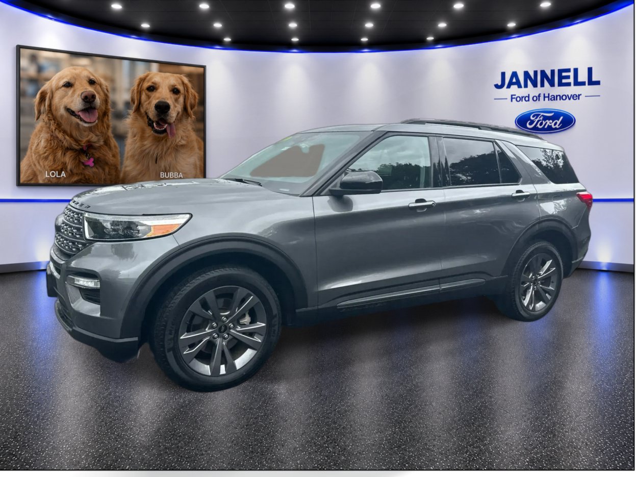 Used 2023 Ford Explorer XLT w/ Equipment Group 202A AWD/4WD image 1