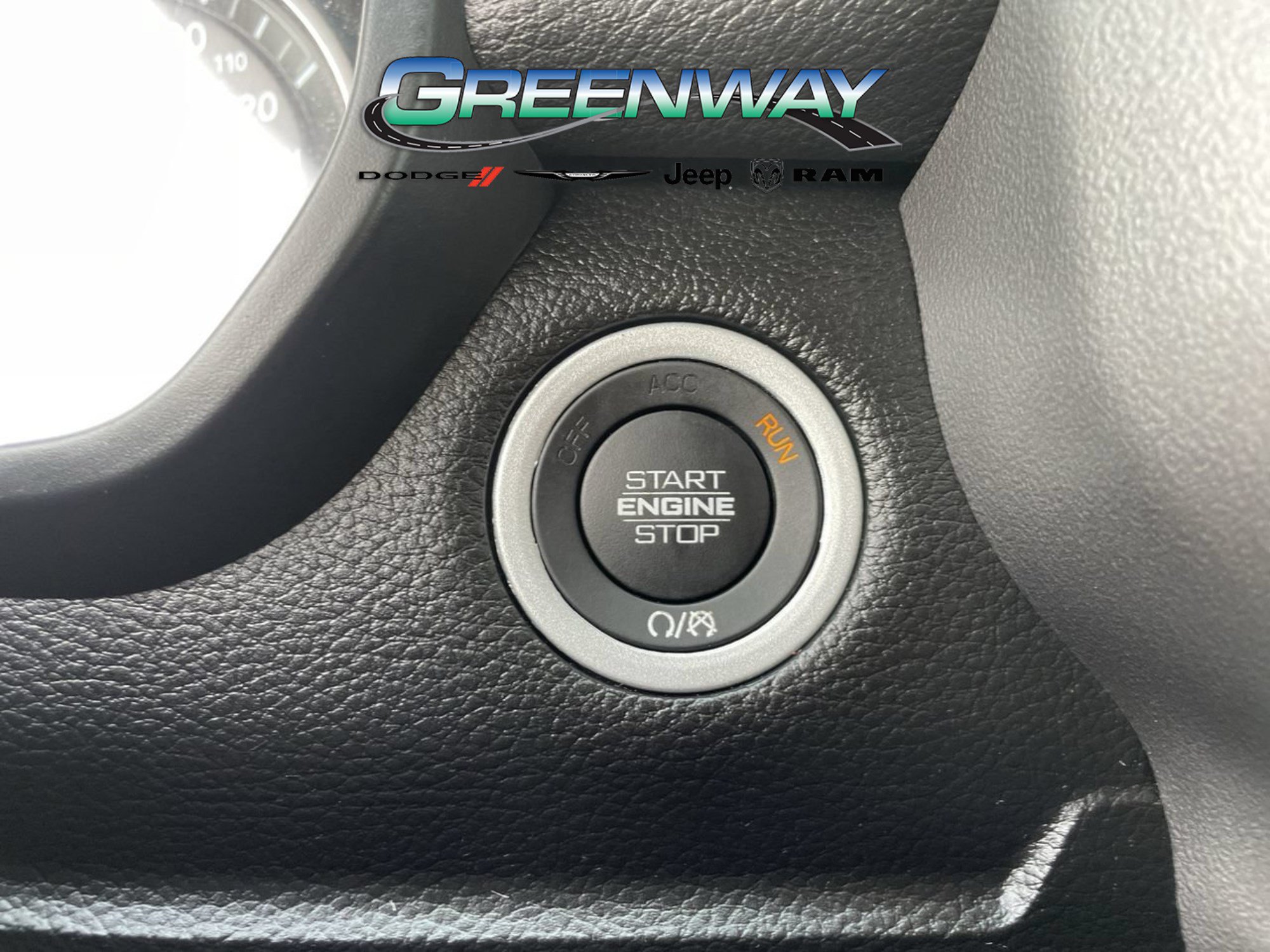 Used 2023 RAM 1500 Laramie AWD/4WD image 28