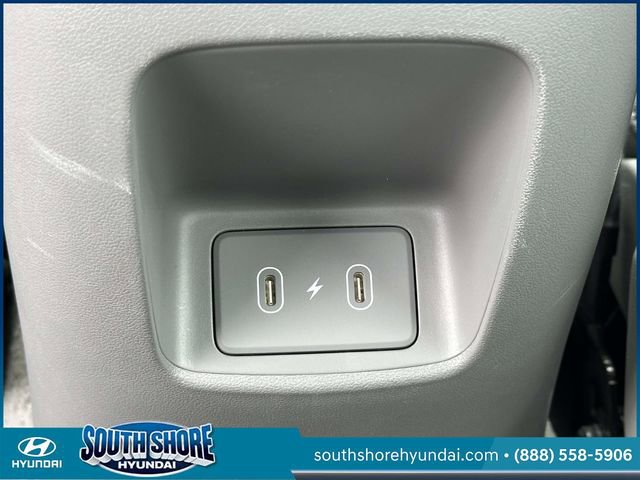 Certified 2024 Hyundai Elantra SE FWD image 14
