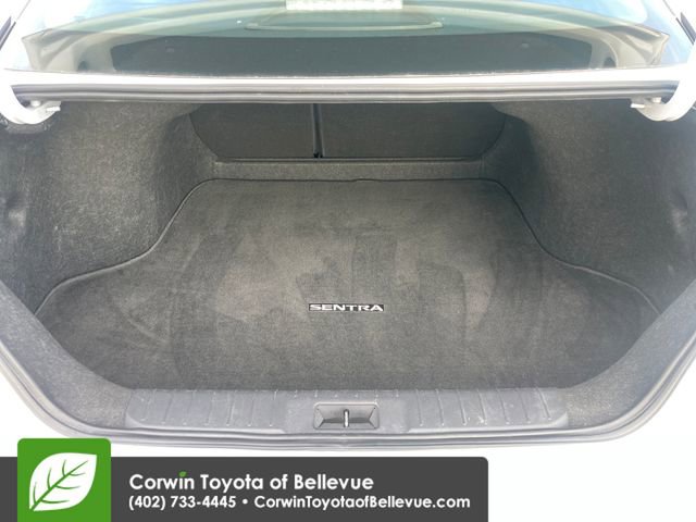 Used 2025 Nissan Sentra SV image 29