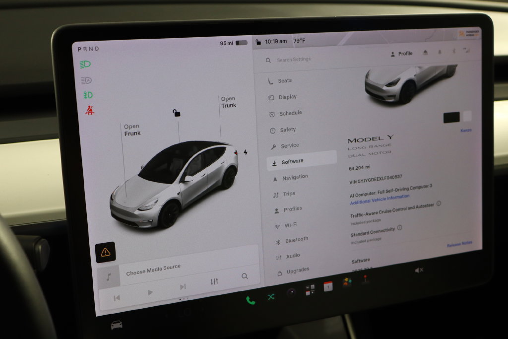 Used 2020 Tesla Model Y Long Range AWD/4WD image 38
