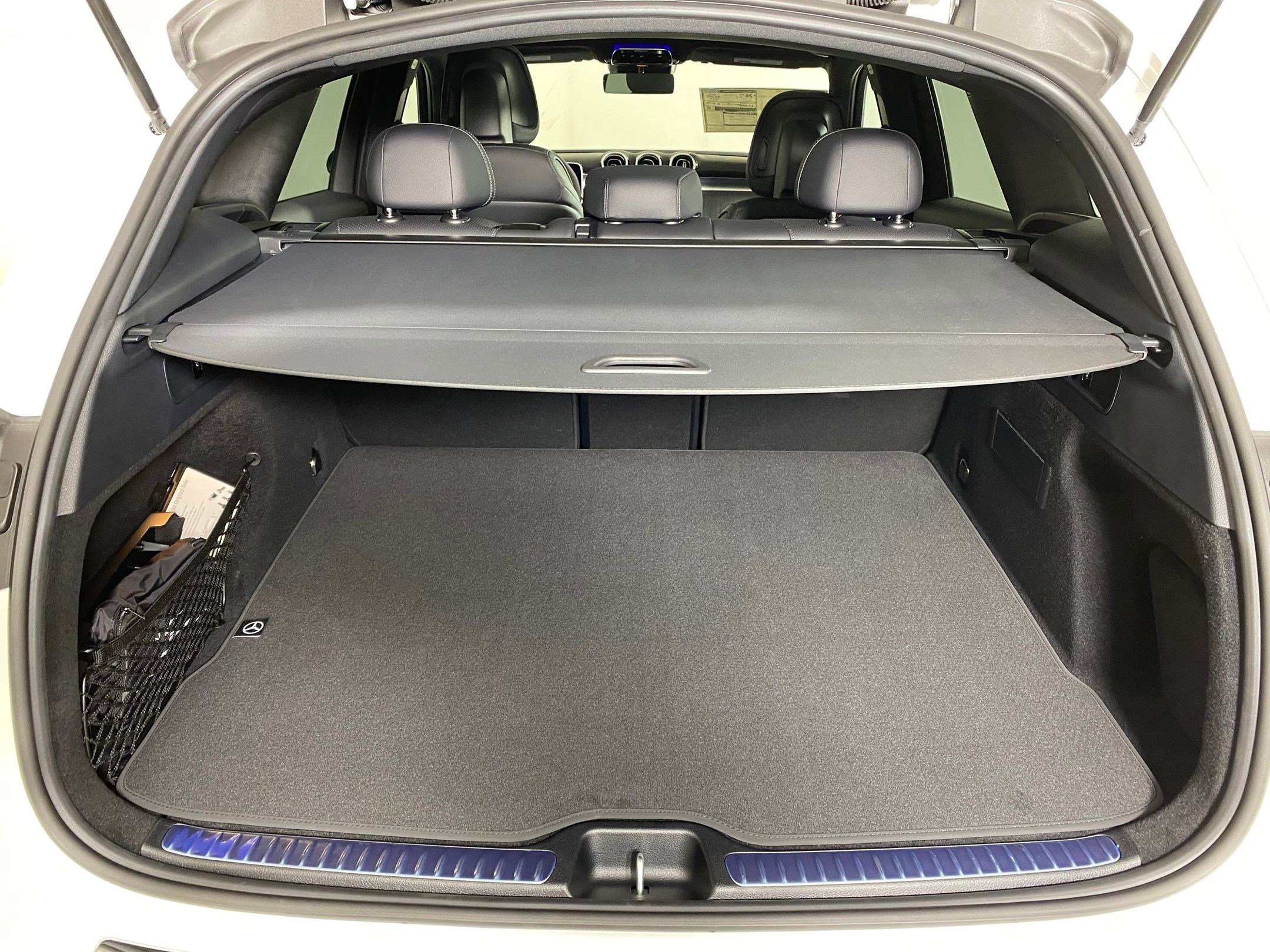 Used 2026 Mercedes-Benz GLC 300 4MATIC image 29