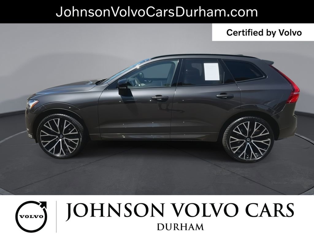 Used 2023 Volvo XC60 B5 Ultimate w/ Climate Package FWD image 6