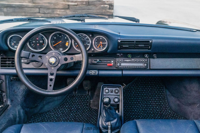 Used 1986 Porsche 911 Carrera RWD image 28