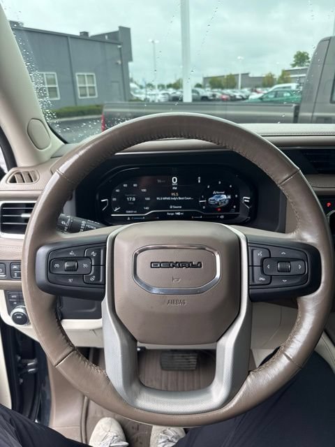 Used 2022 GMC Yukon Denali AWD/4WD image 34