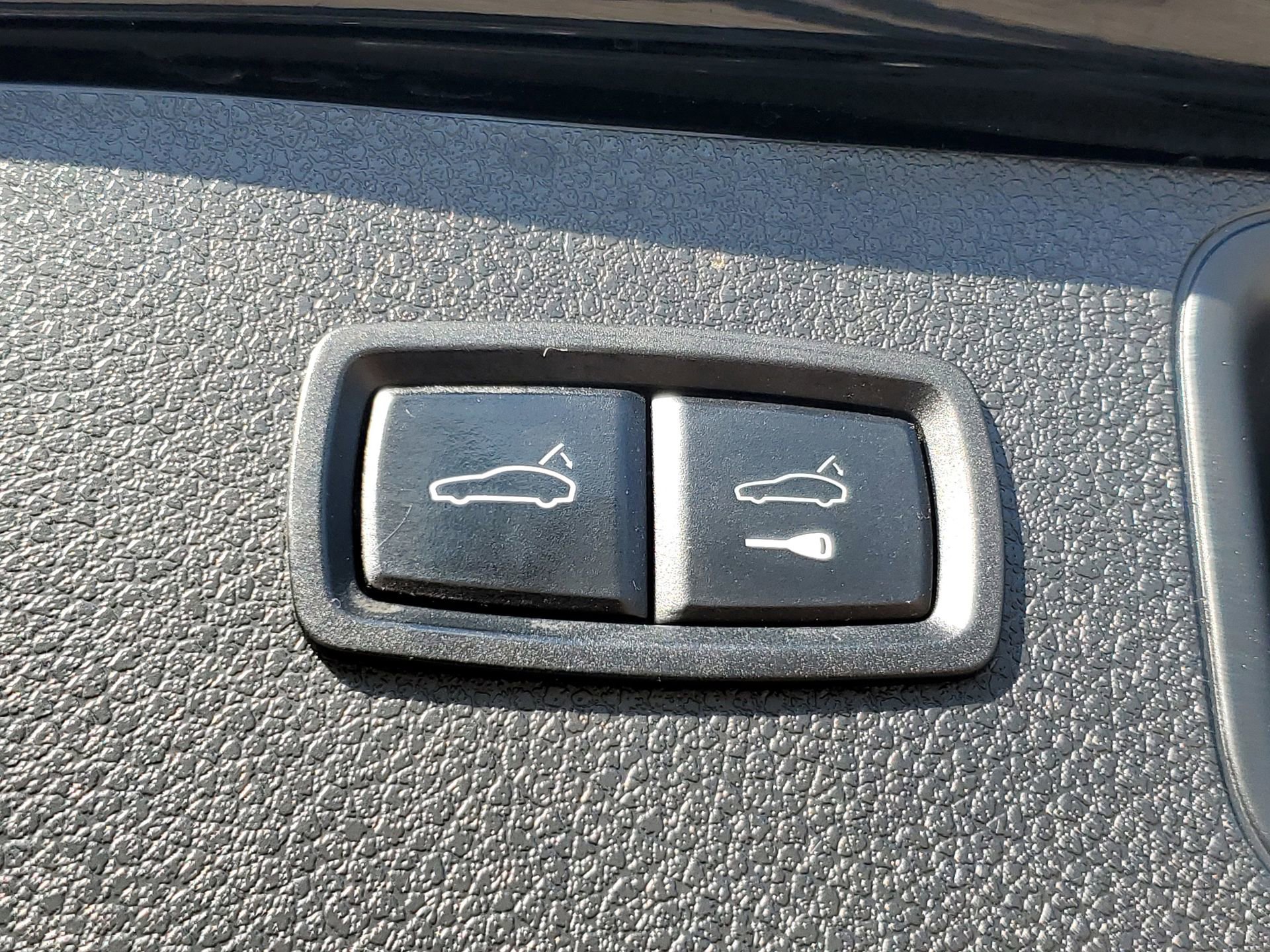 Used 2018 Porsche Macan S image 8